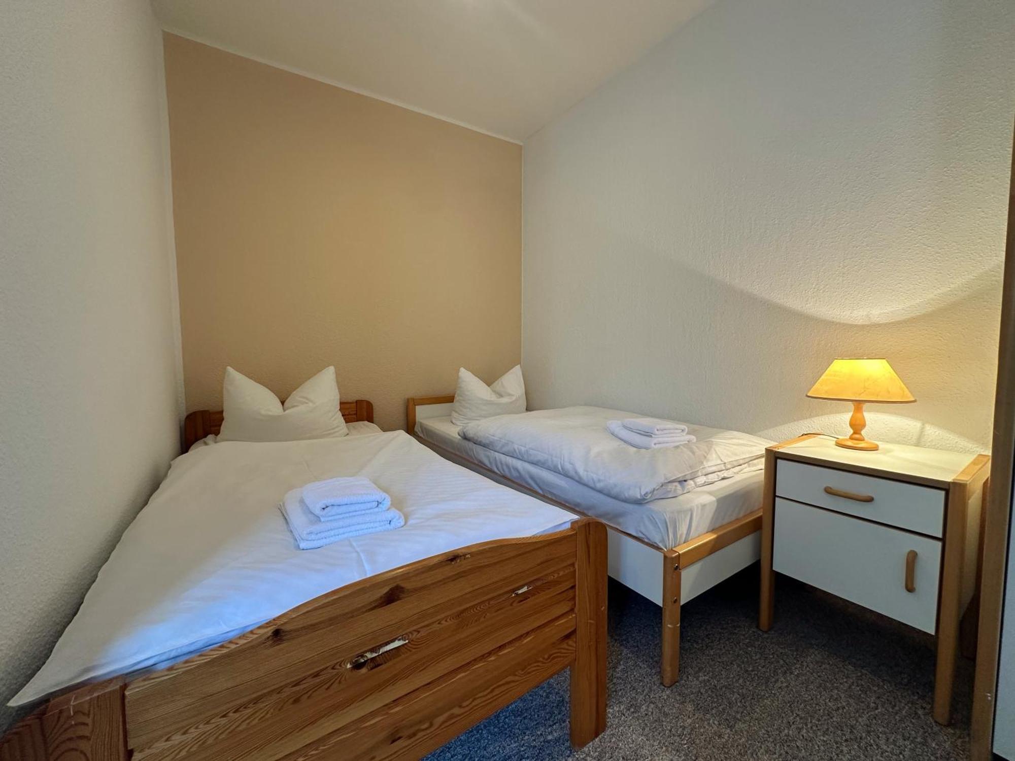 Hotel Am Laerchenberg I Fruehstueck, Wlan, Parkplatz Schirgiswalde-Kirschau المظهر الخارجي الصورة